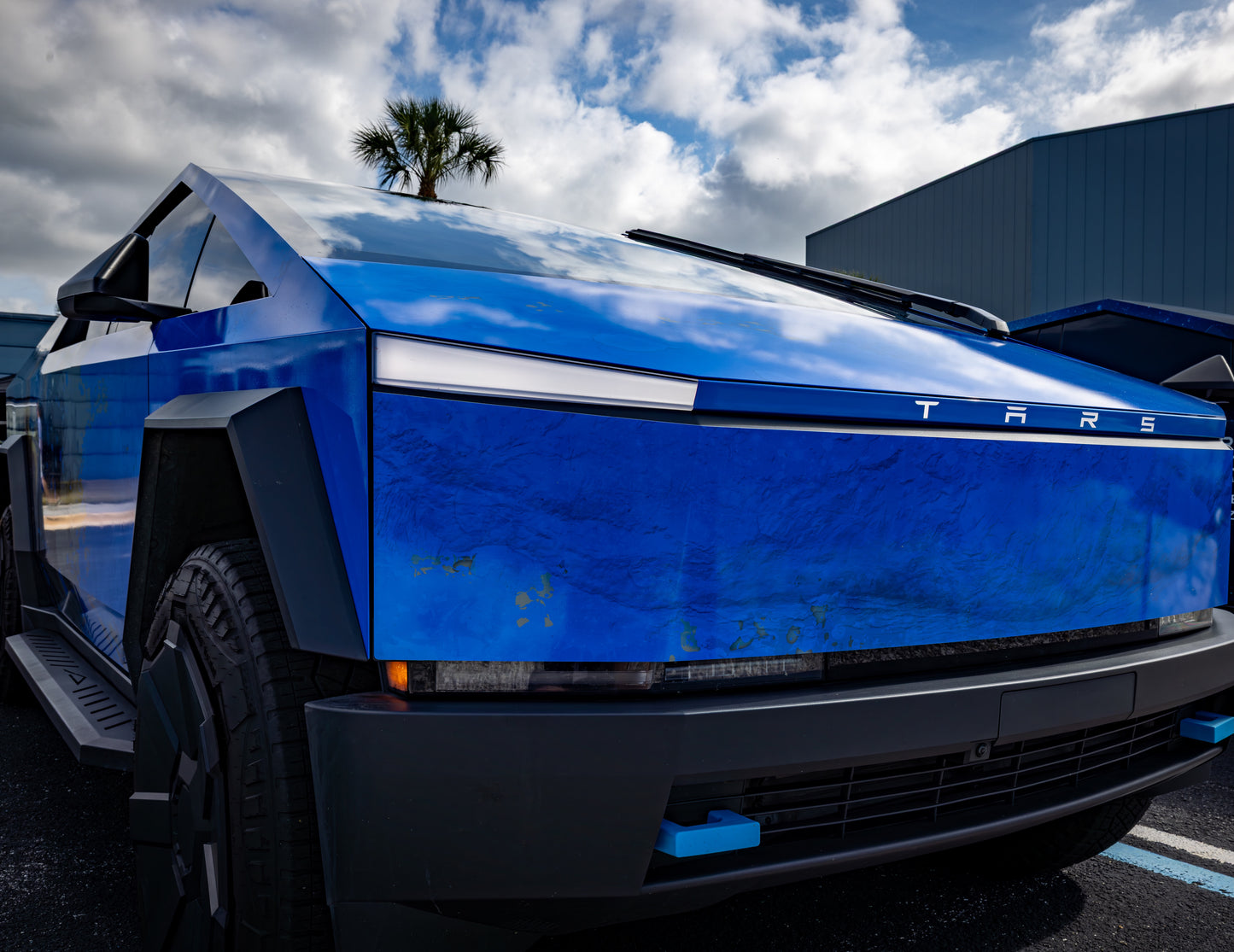 Cybertruck Light Bar Wrap